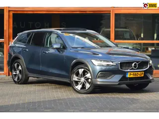 Volvo V60 Cross Country B5 AWD | Panoramadak | Adaptive Cruise | Harman/Kardon | Stoel + Stuur verwa