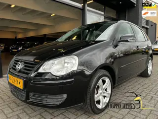 Volkswagen Polo 1.4-16V Optive / automaat / apk 7-2027