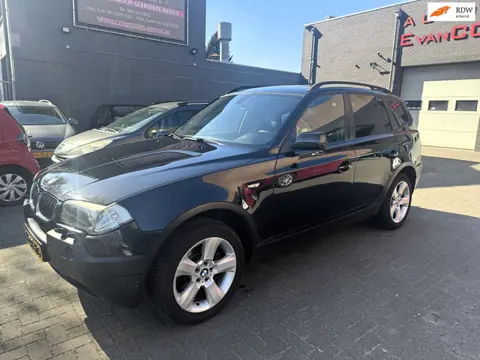 BMW X3 2.0i High Executive APK 08-2027