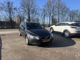 Volvo V70 1.6 T4 Limited Edition AUTOMAAT TREKHAAK LEER STOELVERWARMING NAVI