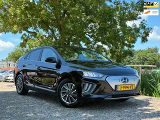 Hyundai IONIQ Premium EV 38 kWh | SOH 100 % + Leder + Stoel Verw/Koel nu € 16.975,-!!!