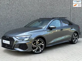 Audi A3 LIMOUSINE 35 TFSI S-Line | Pano | Sfeerverlichting | Carplay | B&O | Matrix | ACC | Rijstroo