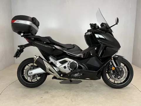 Honda FORZA 750 (bj 2021)
