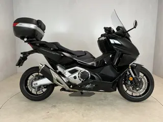Honda FORZA 750 (bj 2021)