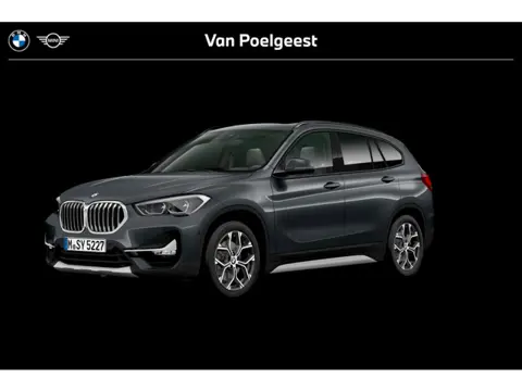 BMW X1 sDrive20i Business Edition Plus | X-Line | Head-Up Display | Panoramadak | Stuurwielverwarmin