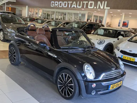 MINI Cabrio 1.6 One Sidewalk Airco, Cruise Control, Stuurbekrachtiging
