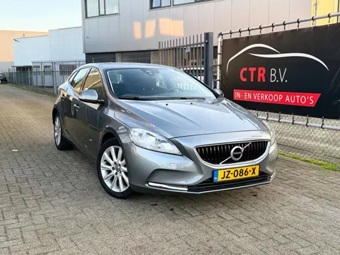 Volvo V40 2.0 D2 Nordic+ (bj 2016) NAVi|PARKSENSOR|120Pk|LMV|FACELIFT