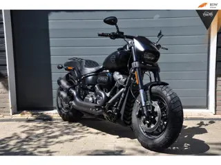 Harley Davidson FXFBS Softail Fat Bob 114 5HD Jekill & Hide