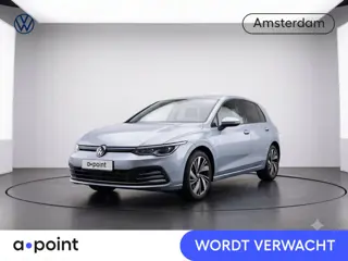 Volkswagen Golf 1.5 eHybrid Style Edition 204 pk Automaat (DSG) | Navigatie via App | Parkeersensore
