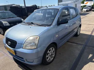 Kia Picanto 1.0 L Airconditioning-nieuwe apk