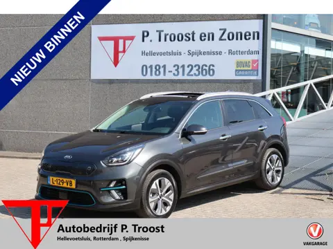 Kia e-Niro ExecutiveLine 64 kWh Panoramadak/Verwarmbare & geventileerde voorstoelen/Verwarmbaar stuu