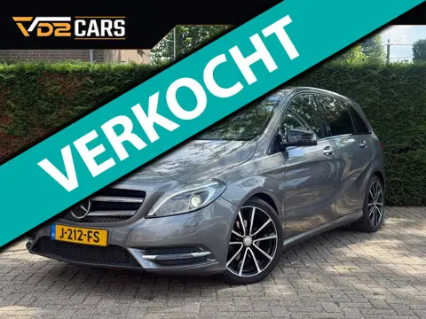 Mercedes-Benz B-klasse 180 Night Edition | LED | Camera |