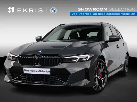 BMW 3 Serie Touring 330e | SoH 100% | M Sportpakket Pro | Stuurwiel verwarmd | Comfort Access | pano