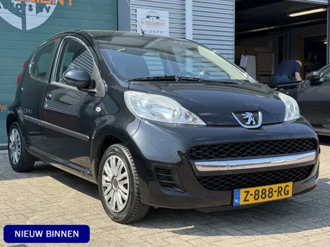 Peugeot 107 1.0-12V XS Automaat / Airco / 5-deurs