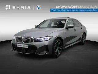 BMW 3 Serie Sedan 330e M Sportpakket | SoH 100% | Comfort Pack | Trekhaak | Schuifdak | 18''