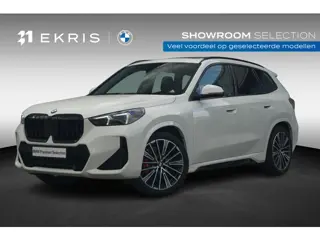 BMW X1 sDrive20i M Sport Pro / Trekhaak / Panoramadak / Keyless entry / Adaptieve LED koplampen / St