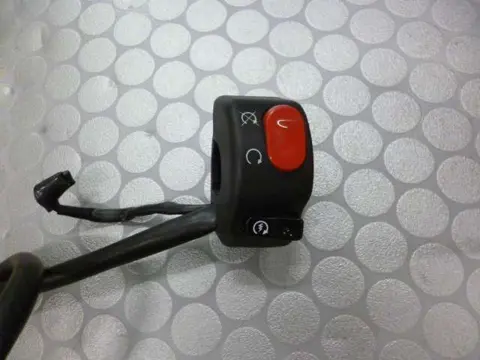 STUURSCHAKELAAR RECHTS Triumph Tiger 1050 2007 - 2010