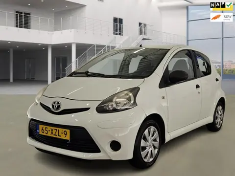 Toyota Aygo 1.0 VVT-i Access|RIJD SCHAKELT PERFECT