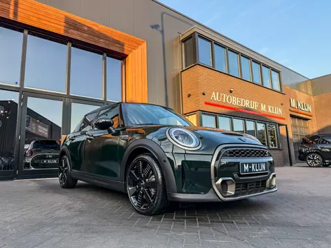Mini Mini 2.0 Cooper S Resolute Edition 5drs aut 178pk/Rebelgreen/Navi/Camera/Ned auto