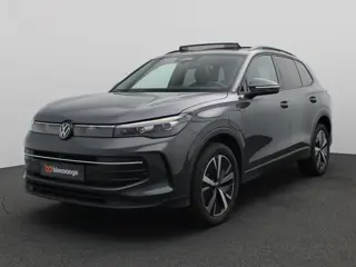 Volkswagen Tiguan 1.5 eHybrid Life Edition 204PK DSG Panoramadak, Trekhaak, 360gr. Camera, Donkere H