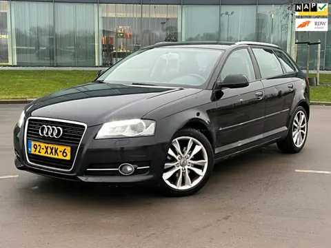 Audi A3 Sportback 1.2 TFSI Ambition Nap Led 5D Airco