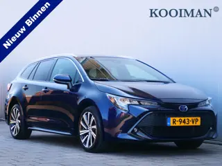 Toyota Corolla Touring Sports 1.8 Hybrid Business Plus 122 Pk Automaat Navi / DAB / Apple Carplay / 