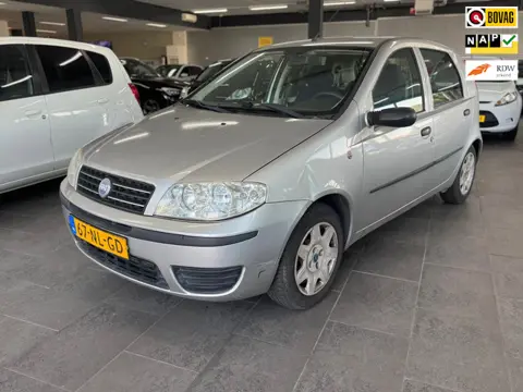 Fiat Punto 1.2 Dynamic Dualogic automaat 5-deurs airco elektrische pakket stuurbekrachtiging