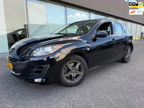 Mazda 3 2.0 Limited CLIMAT. AUTOMAAT. BJ 3-2010. APK. 3-2027
