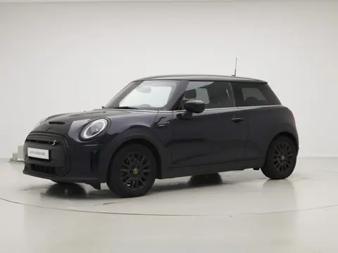 MINI 3-deurs Electric Classic 33 kWh | Privacy Glass | Leder | Stoel/Stuurverwarming