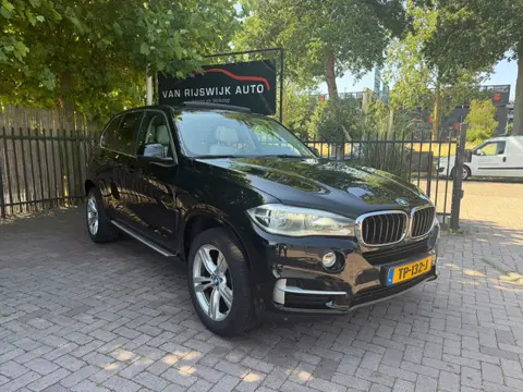 BMW X5 XDrive30d Xenon Leder Pano Camera Nav H&K