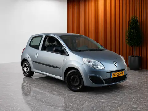 Renault Twingo 1.2 Authentique INRUILKOOPJE! (LANGE APK, RECENT ONDERHOUD, RIJDT SCHAKELT GOED!)