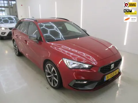 Seat Leon Sportstourer 1.5 eTSI 150PK FR Launch Edition+Led+stuur&stoel-verw+Navi+Vitrual+camera+ele