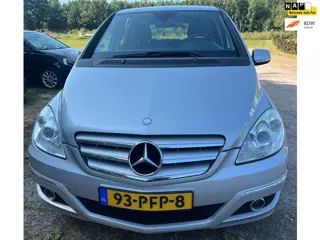 Mercedes-Benz B-klasse 180 NGT BlueEFFICIENCY Business Class rijdt super