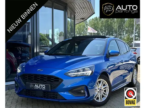 Ford Focus 1.0 EcoBoost ST Line Business 125PK | 2e Eigenaar | NL AUTO | PANO | Achteruitrijcamera |