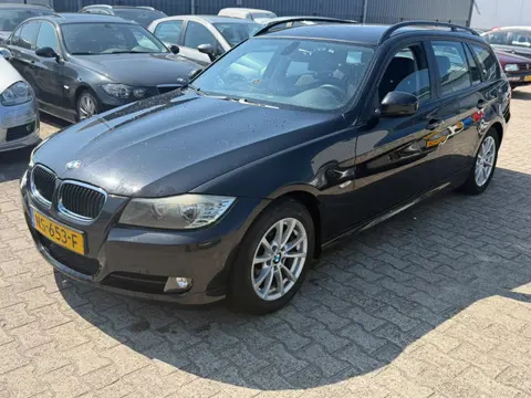 BMW 3-serie Touring 318i 2009 LCI Facelift Zwart Automaat