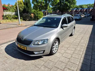 Skoda Octavia Combi 1.2 TSI Greentech Automaat Businessline