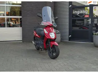 SYM Snorscooter Orbit ll
