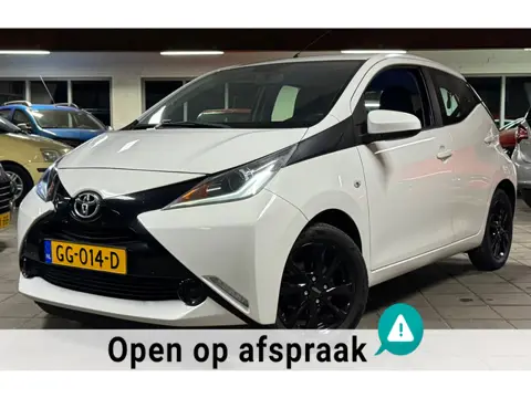 Toyota Aygo 1.0 VVT-i x-play|NAP|NweAPK|Carplay|Airco|Nettestaat|PerfectOH|
