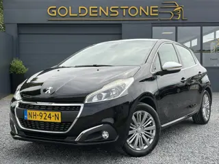 Peugeot 208 1.2 PureTech Allure D-riem vv in 2022,2e Eigenaar,110pk,Dealer Onderhouden,Pano,Carplay,