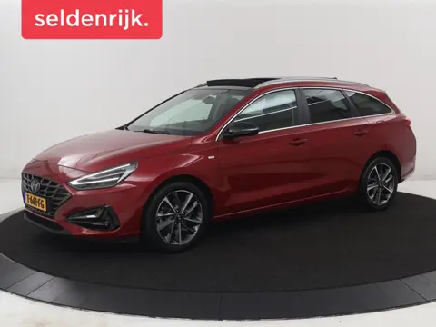 Hyundai i30 Wagon 1.5 T-GDi MHEV Premium Sky | Stoel&Stuurverwarming | Panoramadak | Stoelkoeling | 