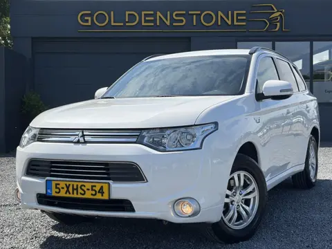 Mitsubishi Outlander 2.0 PHEV Business Edition SOH 73%,Trekhaak,Navi,Camera,Keyless,Halfleder,Clima,