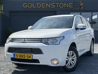 Mitsubishi Outlander 2.0 PHEV Business Edition SOH 73%,Trekhaak,Navi,Camera,Keyless,Halfleder,Clima,