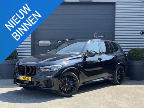 BMW X5 xDrive45e High Executive M-Sport | Luchtvering | 22 Inch Lichtmetalen Velgen | Head-Up Displa