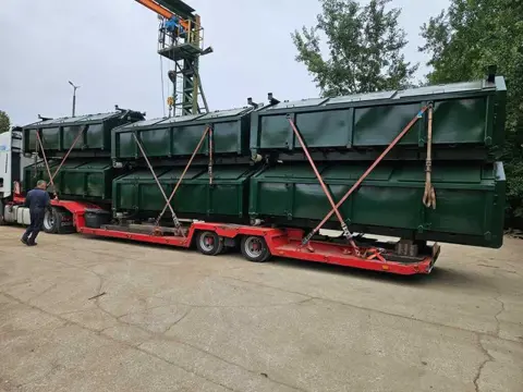 puinhuisjes op slede