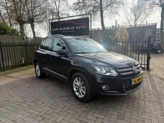 Volkswagen Tiguan 2.0 TDI Sport&Style Xenon Camera Nav Ex Bpm