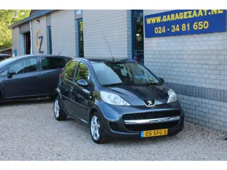 Peugeot 107 1.0-12V XS 5DRS AIRCO LM VELGEN (bj 2011)