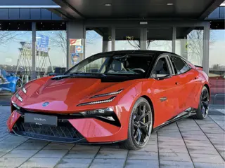 Lotus Emeya S 102 kWh 600 PK S Zwarte LM Velgen Panoramadak Lederen interieur.
