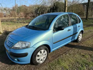 Citroen C3 1.1i Ligne Prestige APK 04-03-2027