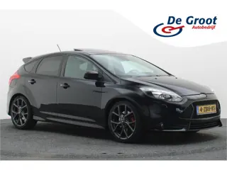 Ford Focus 2.0 EcoBoost ST-3 Recaro, Schuif-/Kanteldak, Camera, Xenon, Navigatie, PDC, 19"