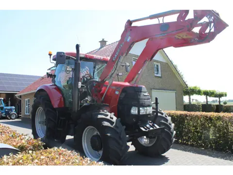 Case IH Pum,a 140 met voorlader (bj 2011)